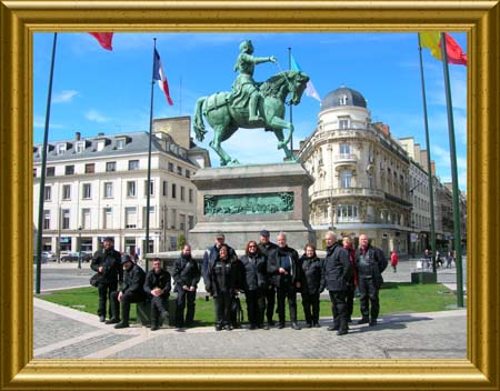 04- Orleans statua G.d'Arco (gruppo)